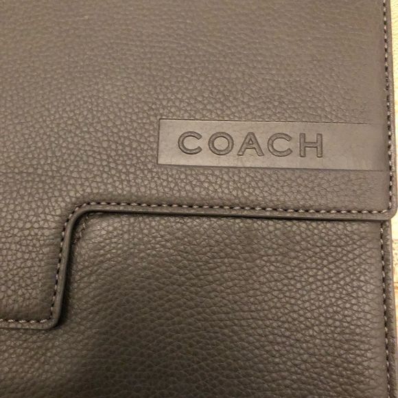 *HOST PICK* COACH IPad Sleeve 100% Leather - Granite Grey - Picture 4 of 8